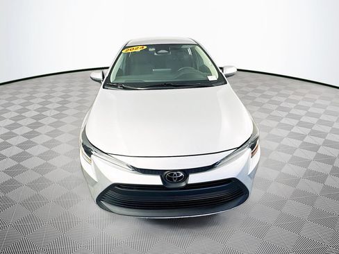 Used 2024 Toyota Corolla LE FWD image 4
