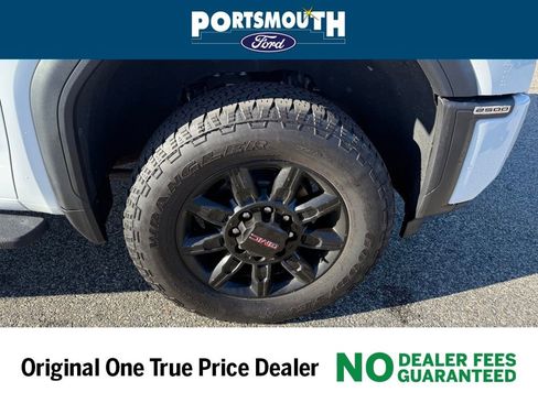 Used 2024 GMC Sierra 2500 AT4 w/ AT4 Premium Plus Package image 41