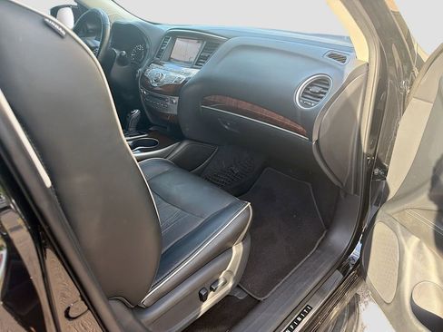 Used 2019 INFINITI QX60 Luxe w/ Sensory Package FWD image 15