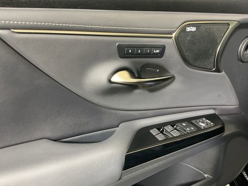 Used 2024 Lexus ES 350 Ultra Luxury image 19