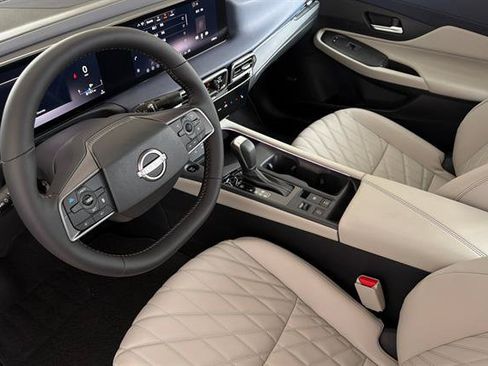 New 2026 Nissan Sentra SL w/ Floor Mat Package FWD image 10