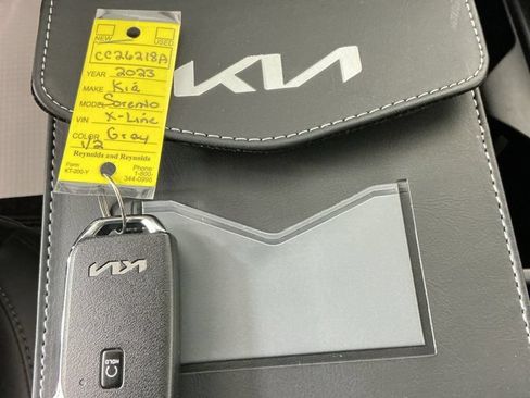 Used 2023 Kia Sorento S AWD/4WD image 31