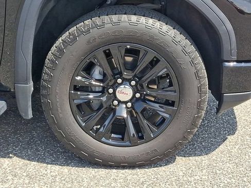 Used 2025 GMC Sierra 1500 Denali AWD/4WD image 29