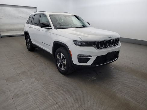 Used 2023 Jeep Grand Cherokee 4WD 4xe image 13