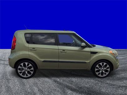 Used 2013 Kia Soul ! w/ Premium Pkg