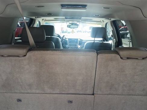 Used 2015 Chevrolet Suburban LTZ image 8
