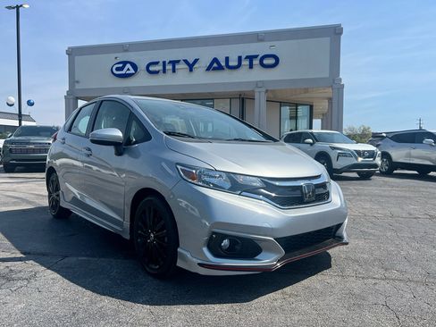 Used 2018 Honda Fit Sport image 1