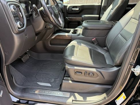 Used 2021 GMC Sierra 1500 Denali w/ Denali Ultimate Package AWD/4WD image 22