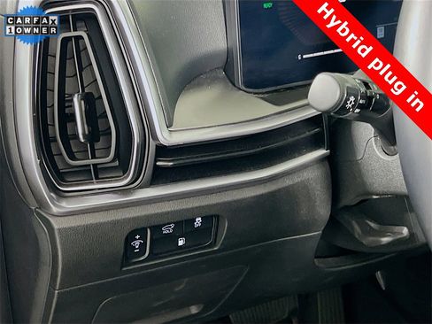 Certified 2025 Kia Sorento EX image 11