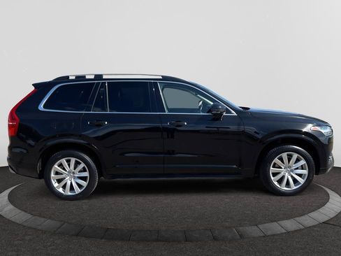 Used 2019 Volvo XC90 T6 Momentum AWD/4WD image 5