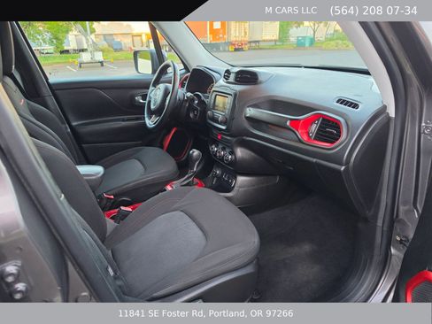 Used 2017 Jeep Renegade Trailhawk AWD/4WD image 11