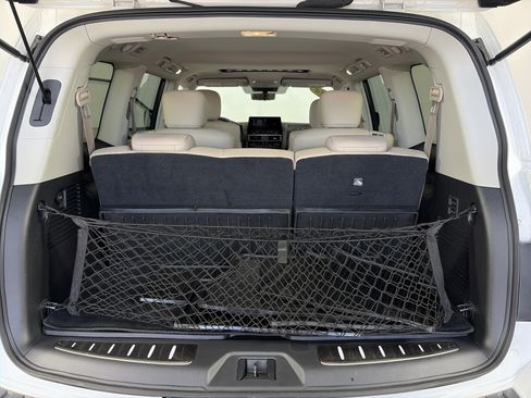 Used 2024 Nissan Armada Platinum w/ Captain's Chairs Package RWD image 15