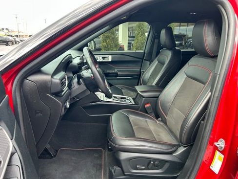 Used 2023 Ford Explorer ST-Line image 23