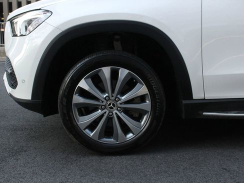 Used 2020 Mercedes-Benz GLE 350 4MATIC w/ Premium Package image 11