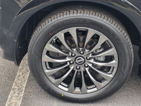 Used 2022 Nissan Armada Platinum w/ Captain's Chairs Package image 9