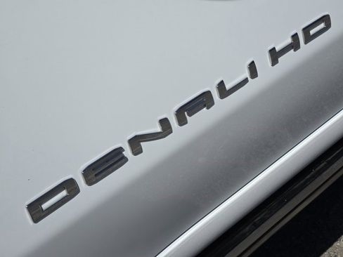 Certified 2025 GMC Sierra 3500 Denali w/ Denali Reserve Package AWD/4WD image 9
