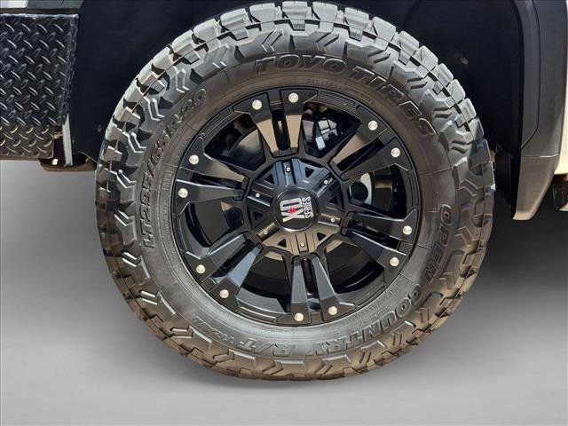 Used 2022 GMC Sierra 3500 Denali w/ Denali Ultimate Package AWD/4WD image 22