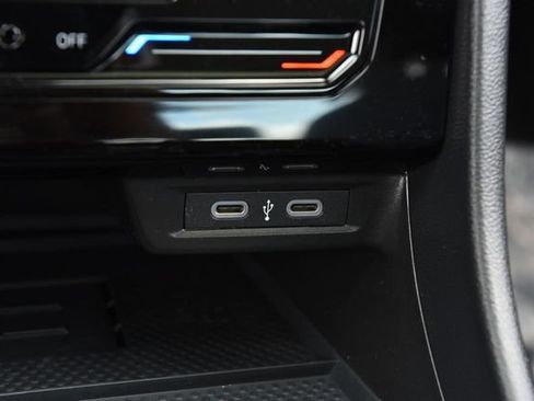 New 2026 Volkswagen Jetta SE FWD image 16