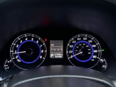 Used 2015 INFINITI QX70 AWD w/ Premium Package image 18