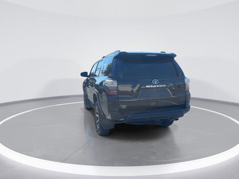 Used 2023 Toyota 4Runner TRD Off-Road Premium w/ Moonroof Package AWD/4WD image 8