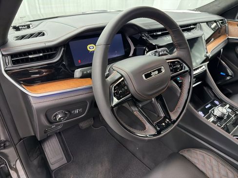 New 2026 Jeep Grand Cherokee L Summit AWD/4WD image 20