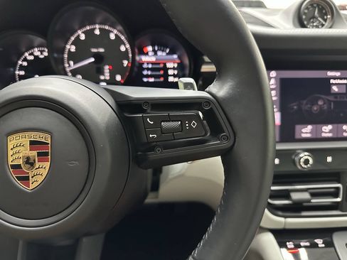 Used 2024 Porsche Macan S AWD/4WD image 22