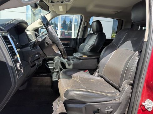 Used 2013 RAM 1500 Laramie w/ Convenience Group image 15