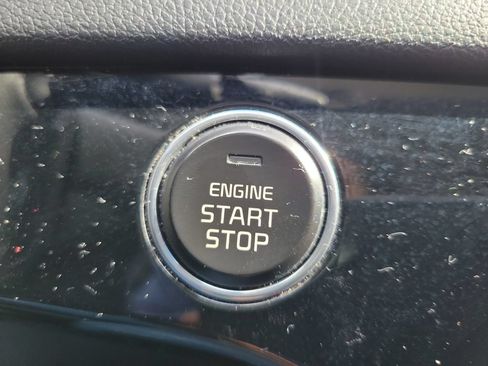 Certified 2021 Kia Sportage EX FWD image 31
