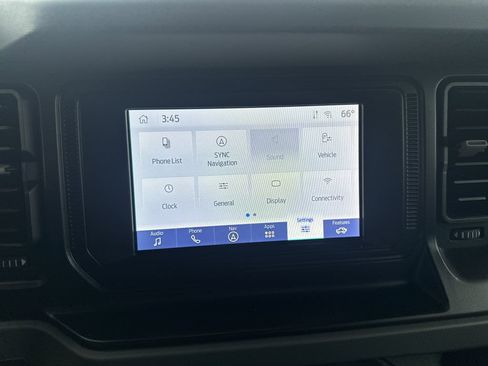Used 2021 Ford Bronco Big Bend w/ Sasquatch Package AWD/4WD image 18