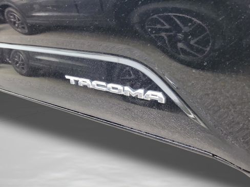 Used 2024 Toyota Tacoma SR5 w/ SR5 Upgrade Package image 24