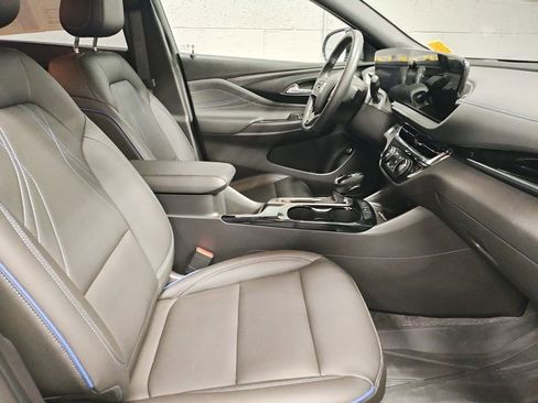 Certified 2025 Buick Envista Sport Touring w/ Convenience I Package image 7