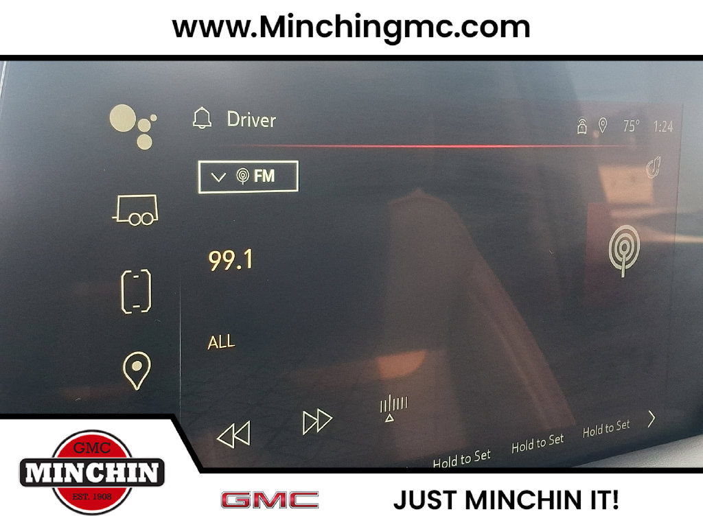 Used 2024 GMC Yukon AT4 w/ Technology Package AWD/4WD image 19