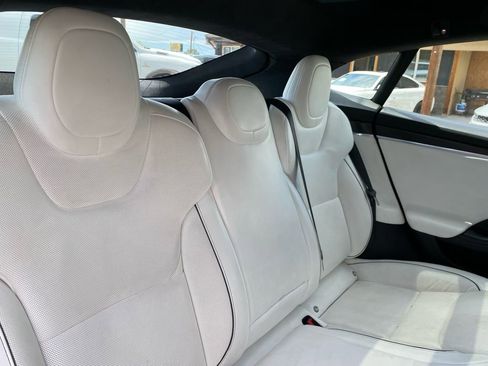 Used 2022 Tesla Model S Plaid AWD/4WD image 25