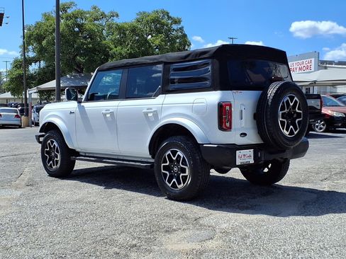 Used 2022 Ford Bronco Outer Banks AWD/4WD image 8