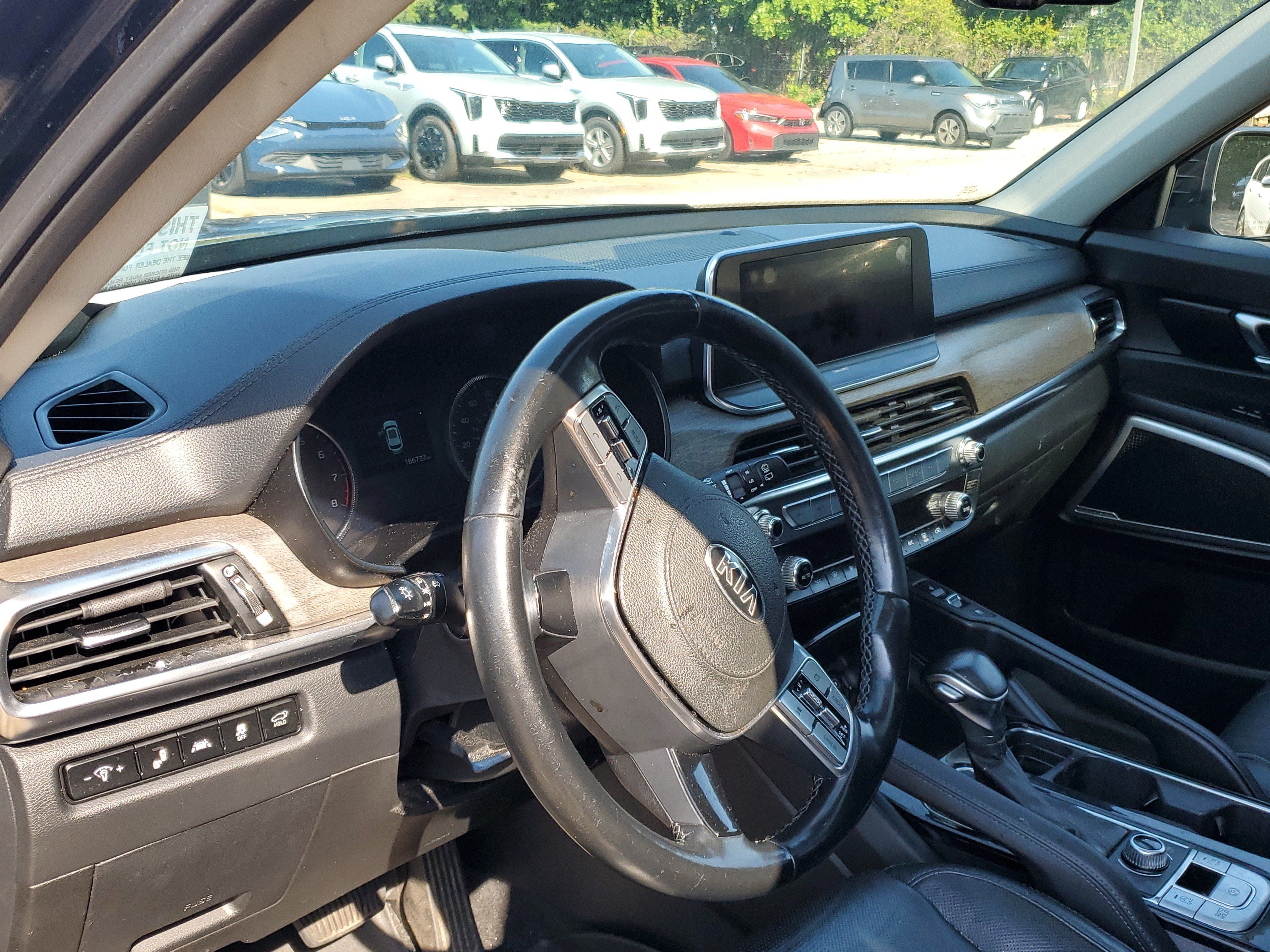 Used 2021 Kia Telluride EX w/ EX Premium Package AWD/4WD image 8
