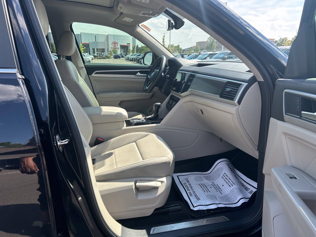 Used 2023 Volkswagen Atlas SE FWD image 11