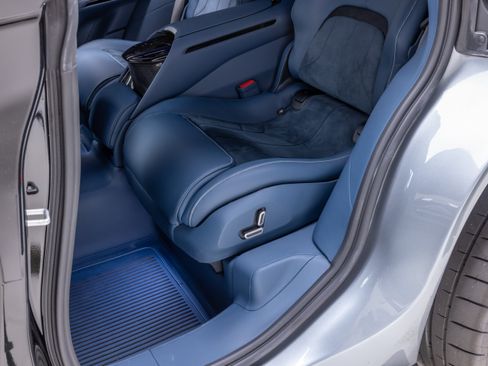 Certified 2025 Ferrari Purosangue AWD/4WD image 56