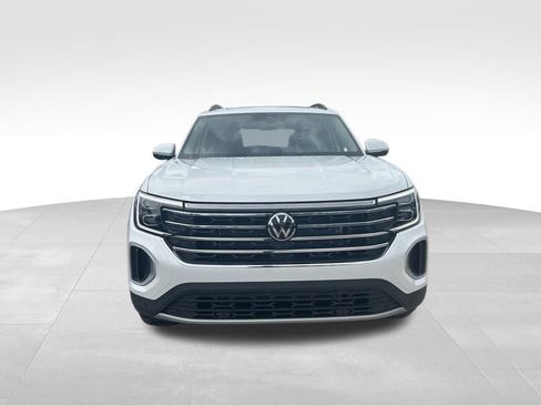 New 2026 Volkswagen Atlas SE image 8