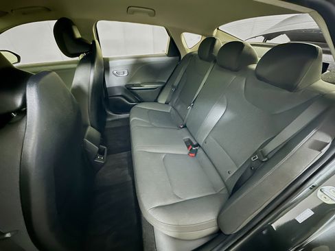 Used 2025 Kia K4 LX image 25