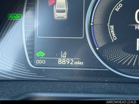 Used 2025 Lexus ES 300h w/ Premium Package image 20