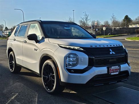 New 2025 Mitsubishi Outlander SEL Black Edition image 3