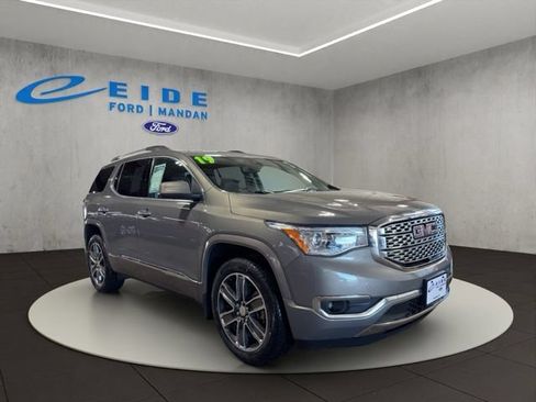 Used 2019 GMC Acadia Denali w/ Technology Package AWD/4WD image 1