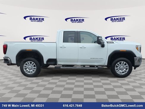 Used 2022 GMC Sierra 2500 SLE w/ SLE Convenience Package image 4