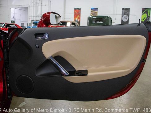 Used 2009 Saturn Sky Red Line image 33