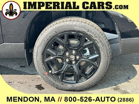 New 2026 Ford Maverick XLT w/ Equipment Group 301A AWD/4WD image 8
