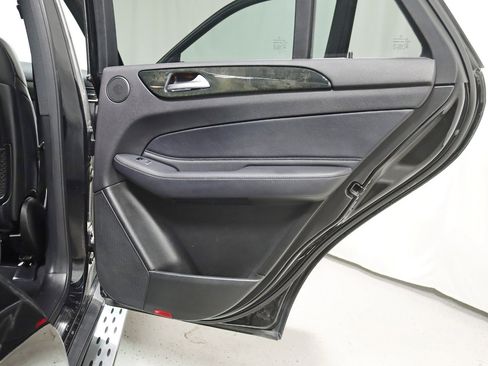 Used 2018 Mercedes-Benz GLE 350 4MATIC w/ Premium 1 Package image 36