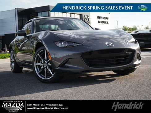 Used 2022 MAZDA MX-5 Miata RF Grand Touring image 1