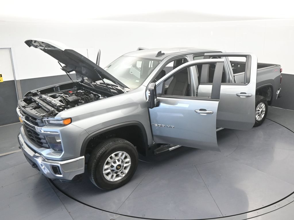 Used 2025 Chevrolet Silverado 2500 LT w/ Convenience Package AWD/4WD image 62
