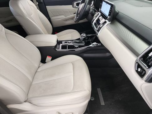 Used 2023 Kia Sorento SX FWD image 14