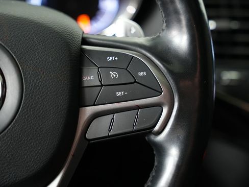 Used 2021 Jeep Grand Cherokee Limited X RWD image 13
